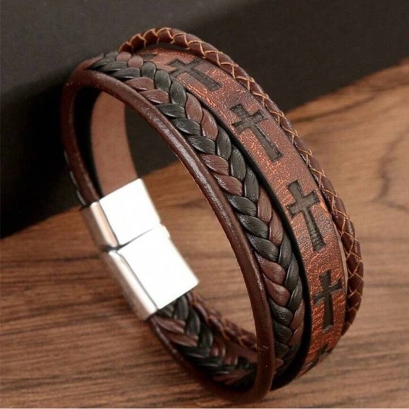 Brown Leather Cross Braided Bracelet - Picture 1 of 5